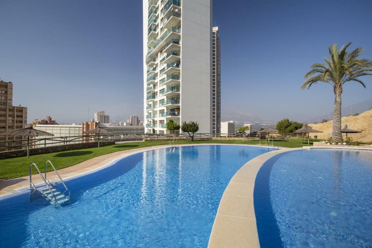 Skyline 26 Stunning Sea Views From A 2-Bedroom Apartment On The 26Th Floor Benidorm Buitenkant foto